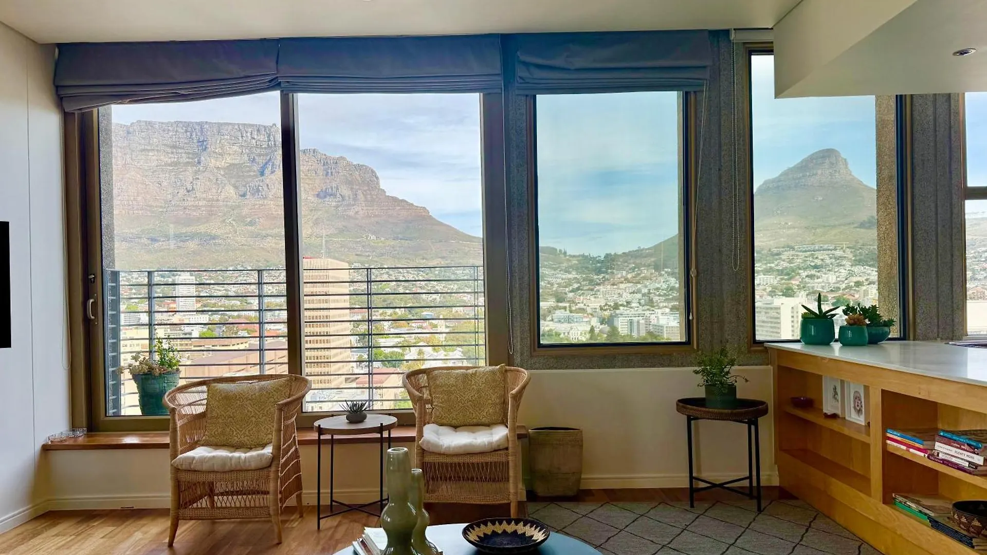 #1903 Cartwright - Two Bedroom Mountain Views Le Cap Afrique du Sud