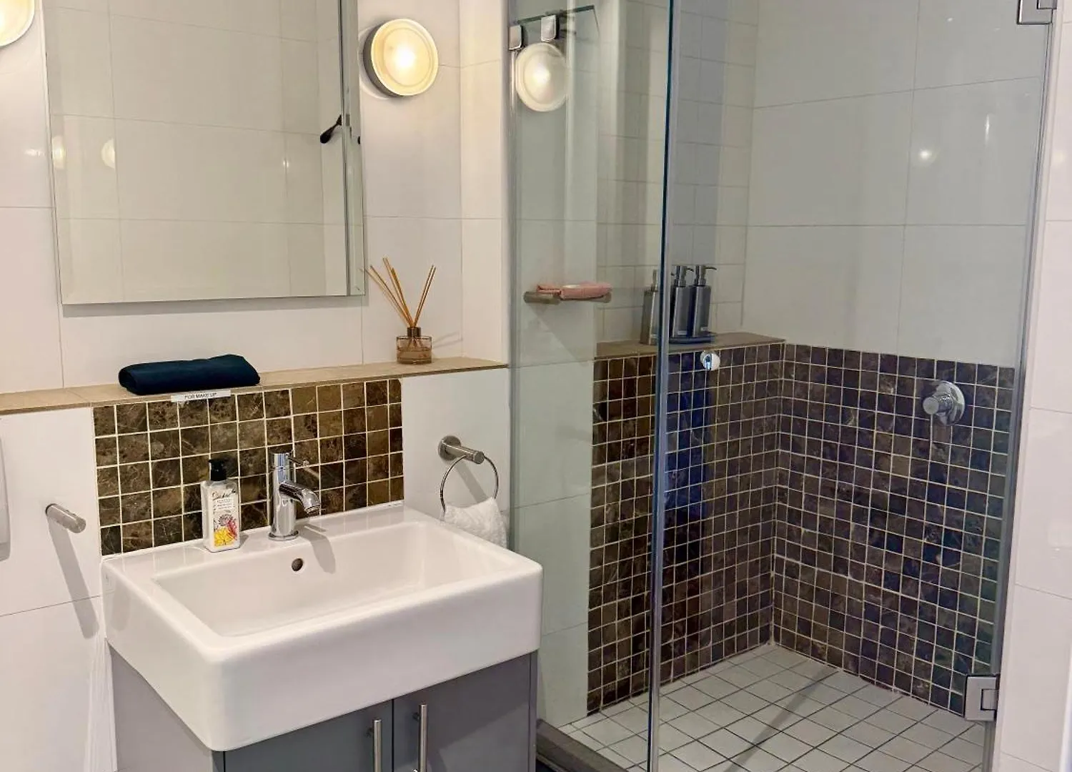 #1903 Cartwright - Two Bedroom Mountain Views Le Cap 0*,  Afrique du Sud